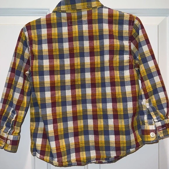 Cherokee 24 month button up collared shirt - Picture 3 of 3